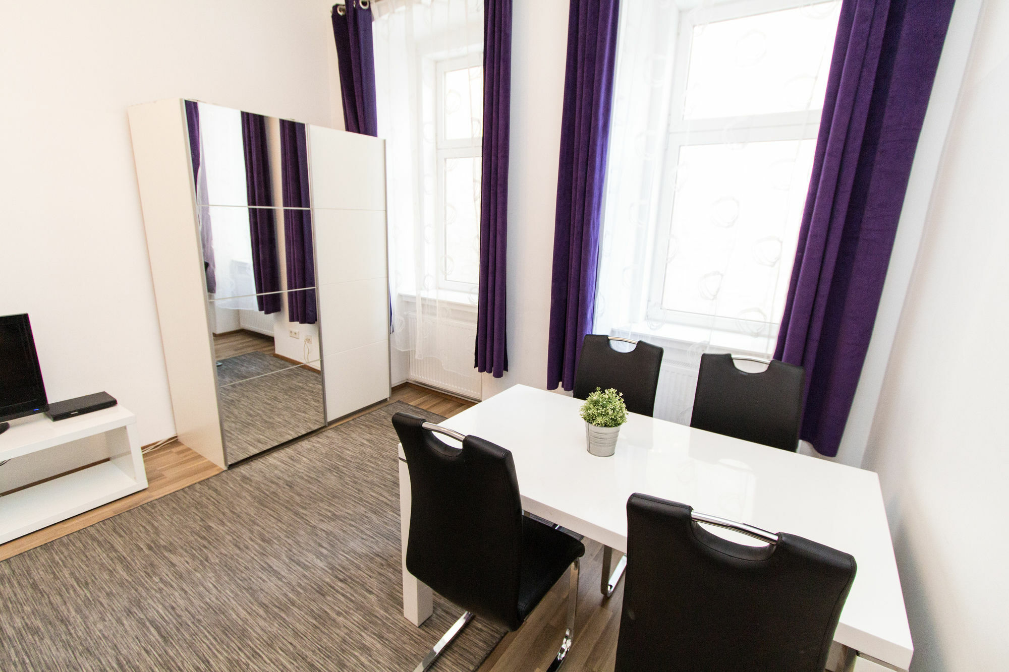 Checkvienna - Johnstrasse Apartamento Exterior foto